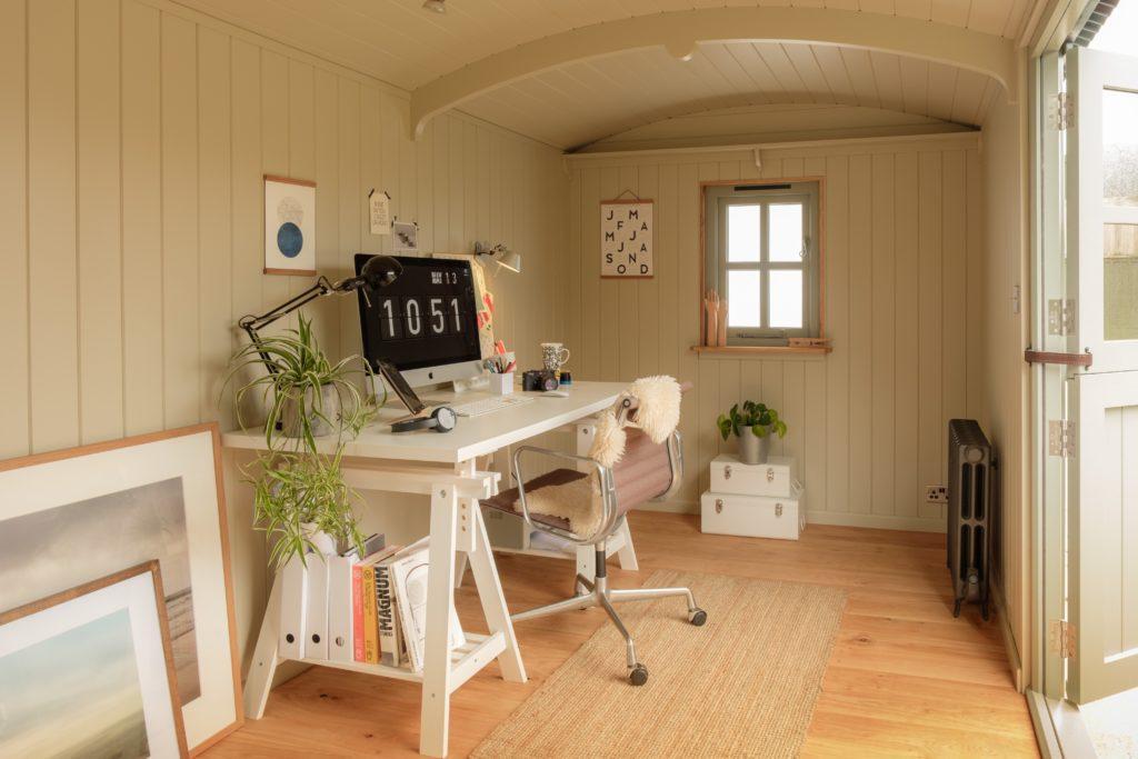 Plankbridge shepherd's huts studio/home office garden building