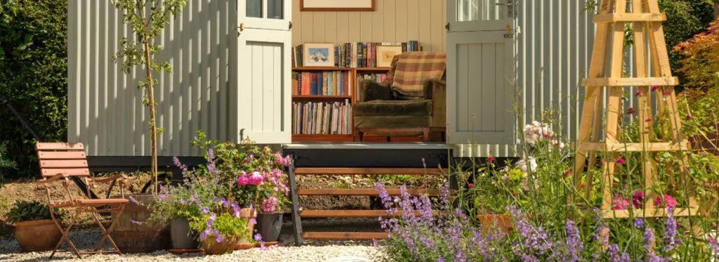 Uses for shepherd's huts: Garden Retreat
