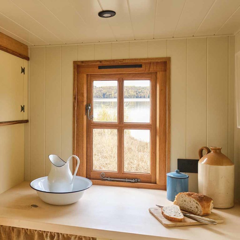 The Plankbridge Sixpenny Hut House interior