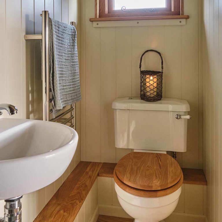 The Plankbridge Sixpenny Hut House interior