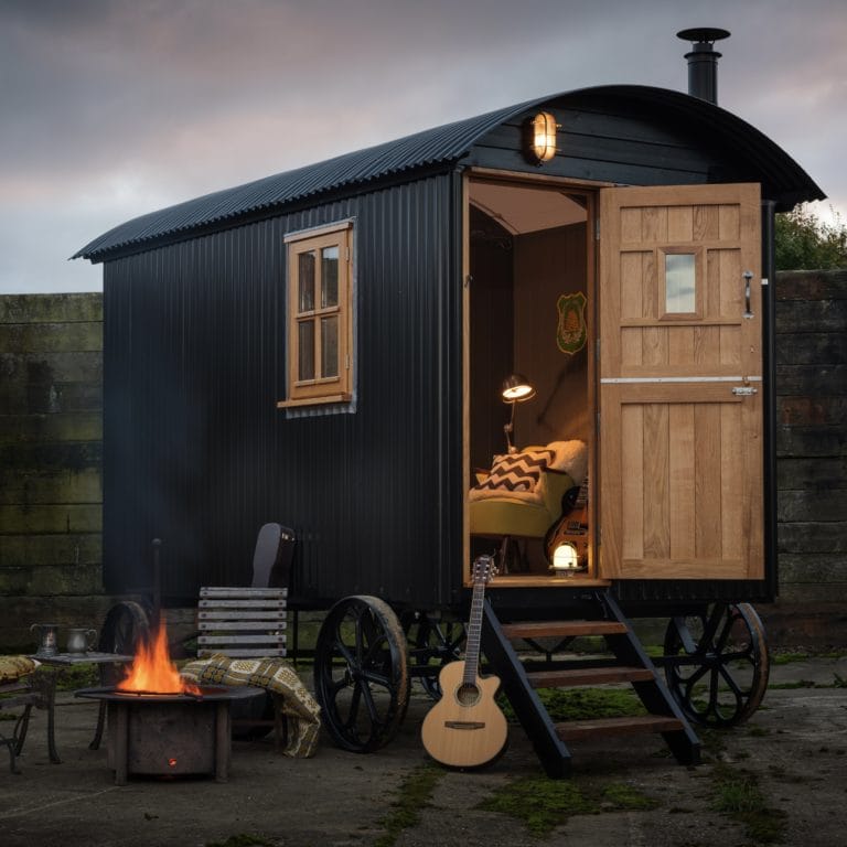 Shepherd's hut by Plankbridge